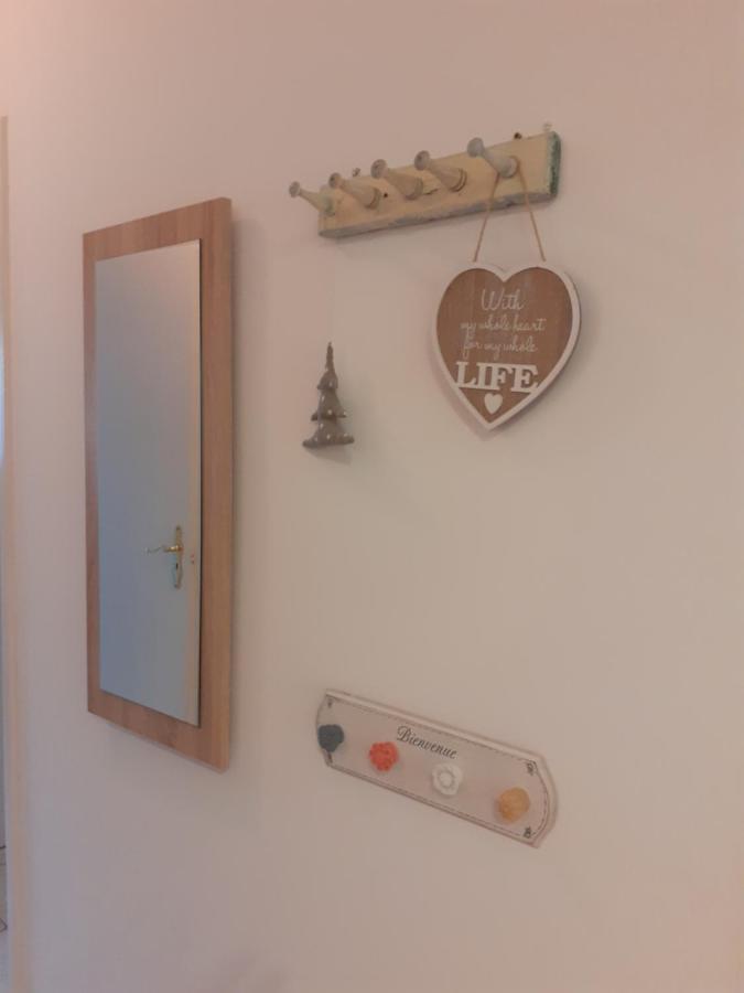Rosa Apartman Balatonlelle Exterior foto