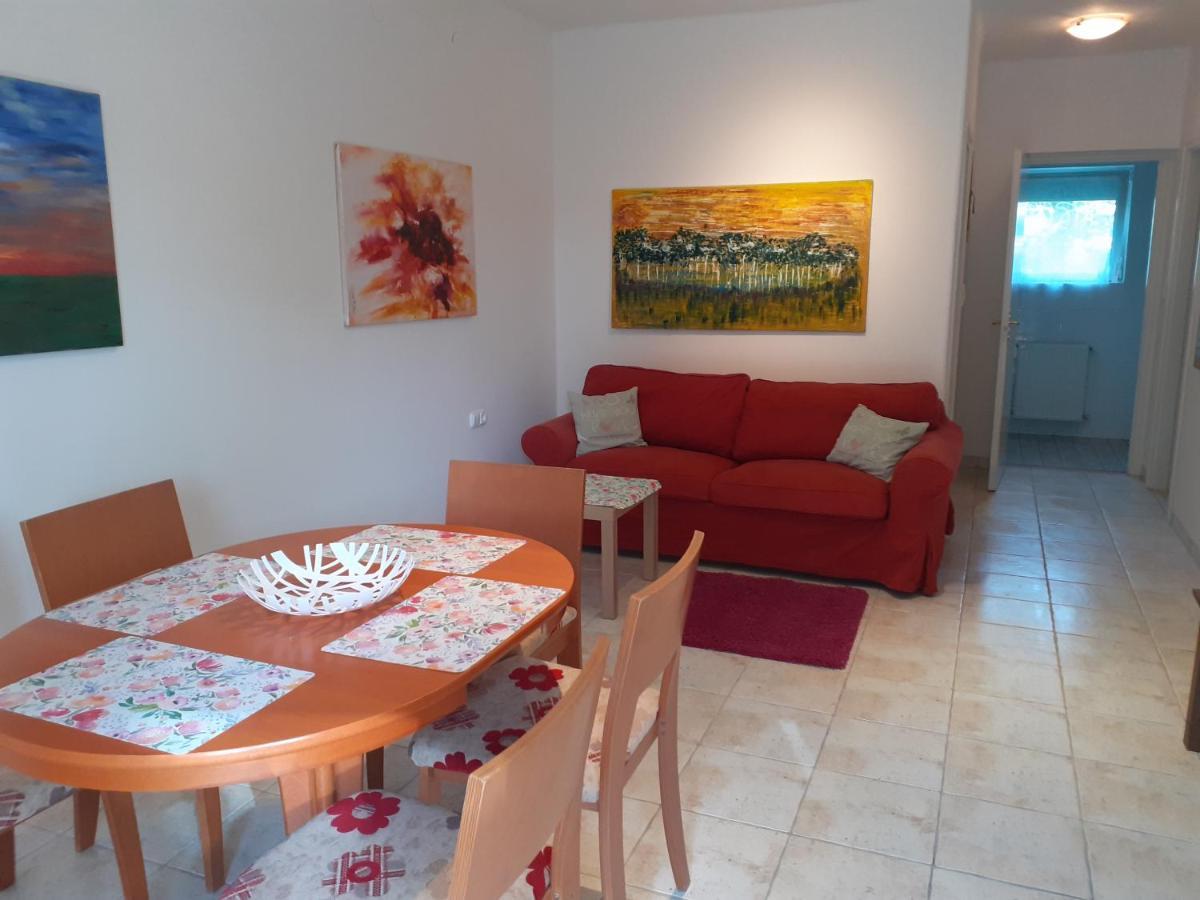 Rosa Apartman Balatonlelle Exterior foto