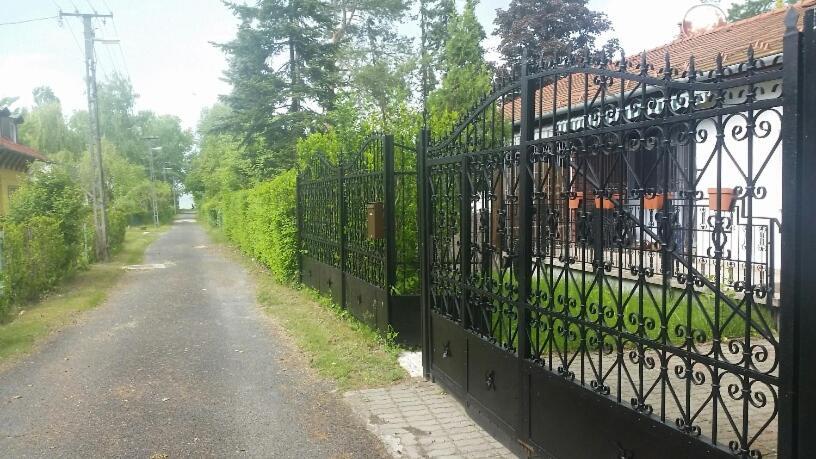 Rosa Apartman Balatonlelle Exterior foto